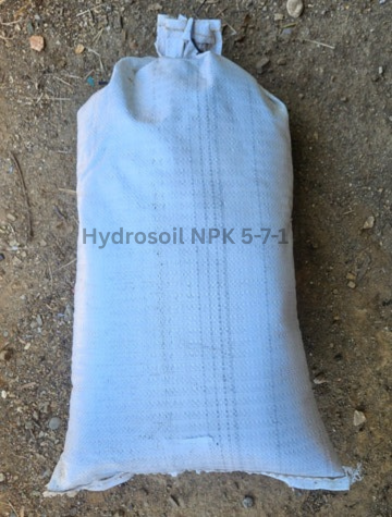 HydroSoil 40 lb Bag, 28 x 16 in. sized bag